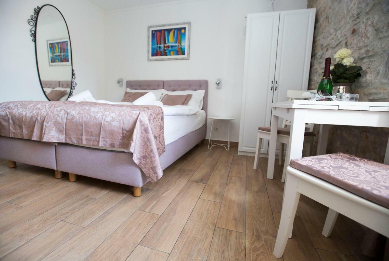 Guest House Paradise Spalato Esterno foto